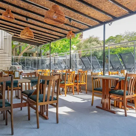 Marbel By Palmwings 库萨达斯